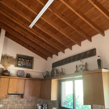 Evie's House * Arakapas