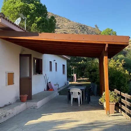 Villa Evie's House